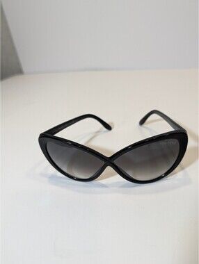 Tom Ford Black Cat Eye Sunglasses with Gradient Lenses